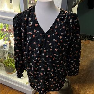 SHEIN Black Puff Sleeve Blouse with Pink Accents